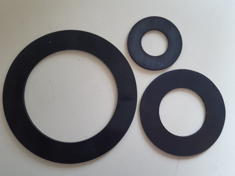 Flachdichtungsring 43x82x3mm EPDM
