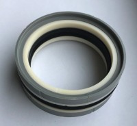 Kompaktkolbendichtung 140x118x26,5mm L43